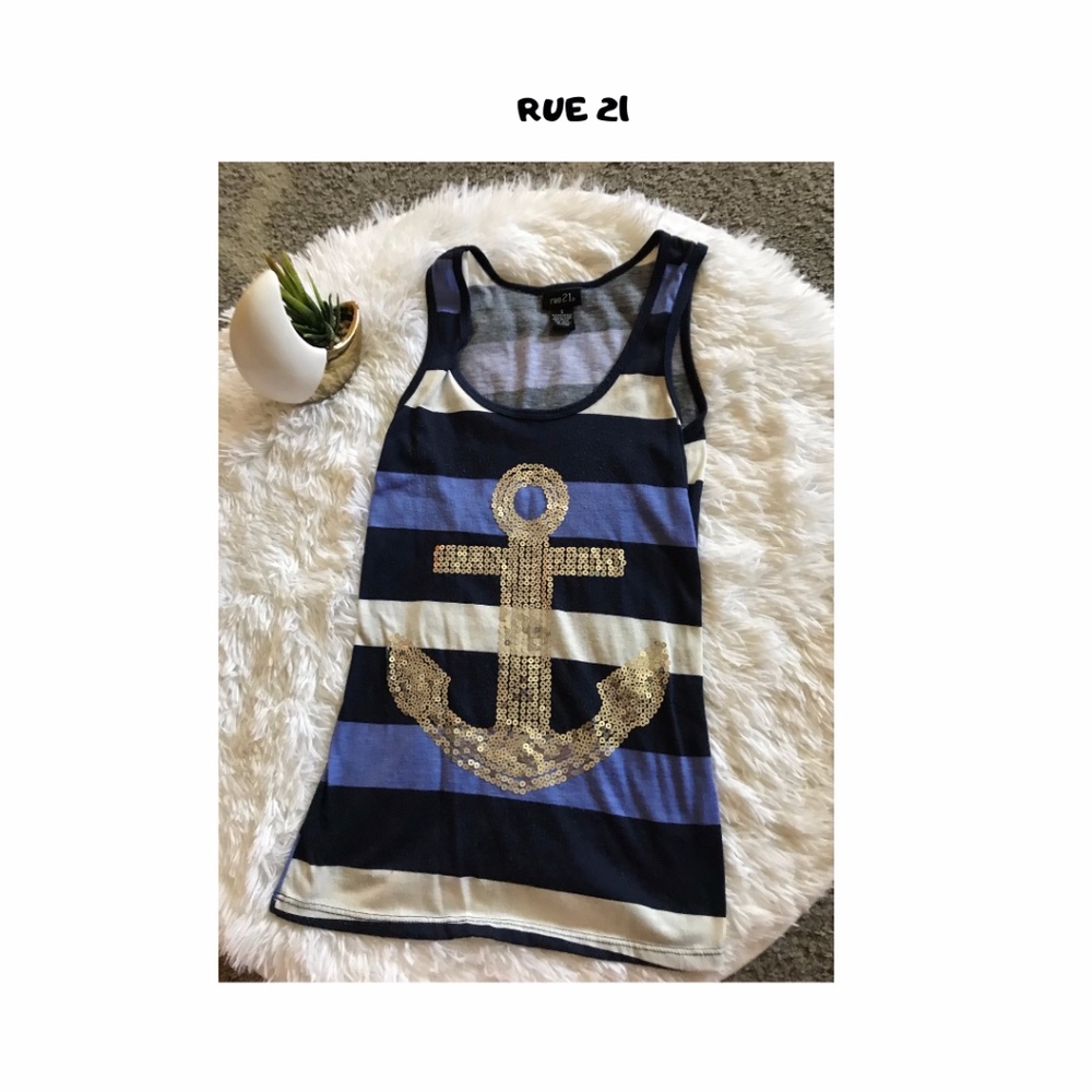 RUE21 anchor tank top size (S)
